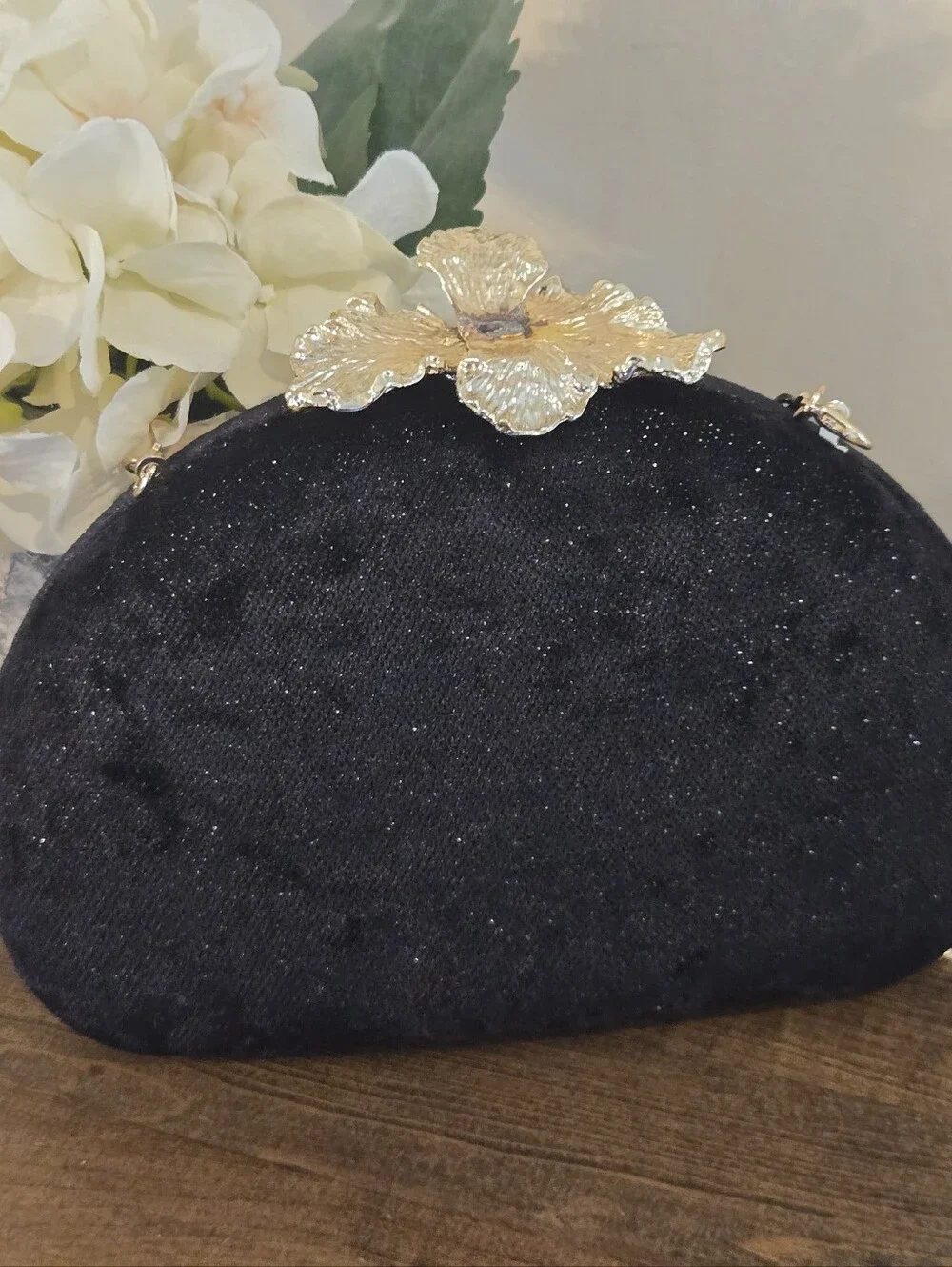 House of Harlow 1960 Black Velvet Clutch/Crossbody Imperfect